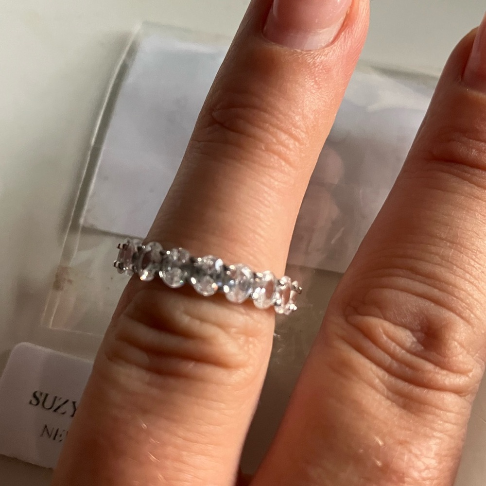 Stunning Eternity Band Ring - Picture 2 of 5
